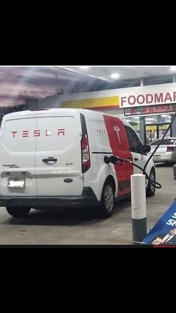 An American rages at the price of petrol in the US, & TESTA REPAIR VAN BY FORD, ☝️