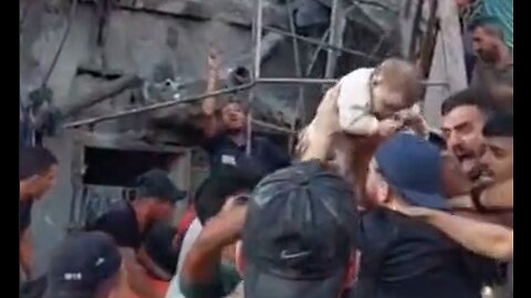 Palestinians Pull Dead Children Out Of Building Destroyed By Israeli Airstrike