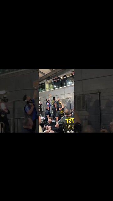 The moment John Fury threw a bottle at KSI and JJ returned the favor with his chewing gum 💀