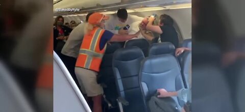 Fight breaks out on plane over face masks