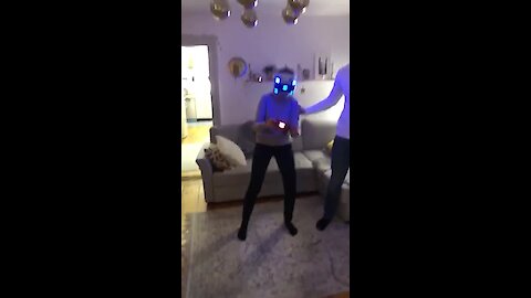 Epic mom VR fail is completely inevitable