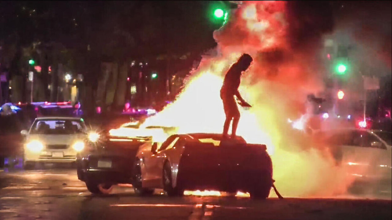 Oakland's Wild Night: Sideshows Unleashed