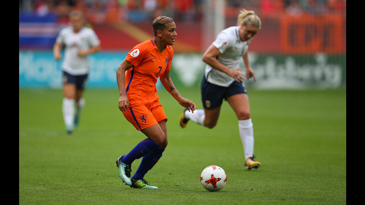 Epic Women Football Moments