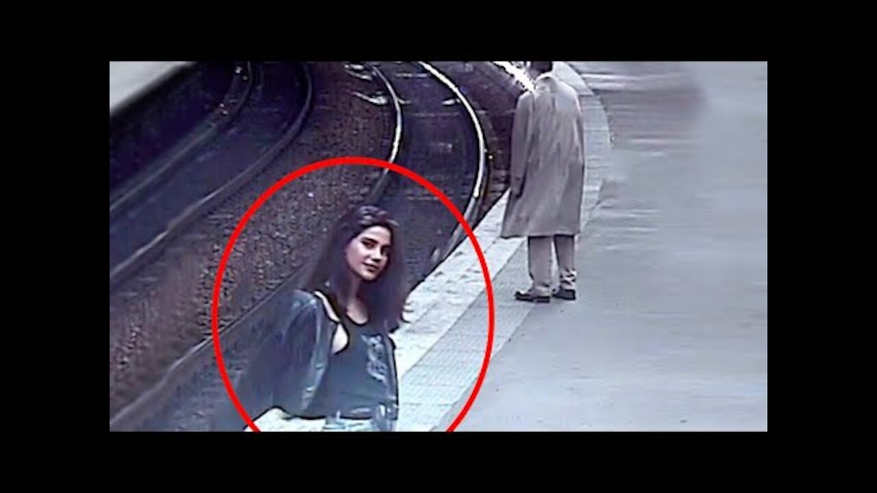 WEIRD THINGS CAUGHT ON SECURITY CAMERAS!