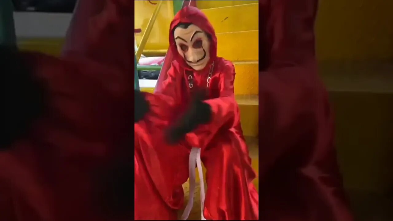 LA CASA DE PAPEL DANÇANDO SUPER DIVERTIDO NA CARRETA DA ALEGRIA, LIKE