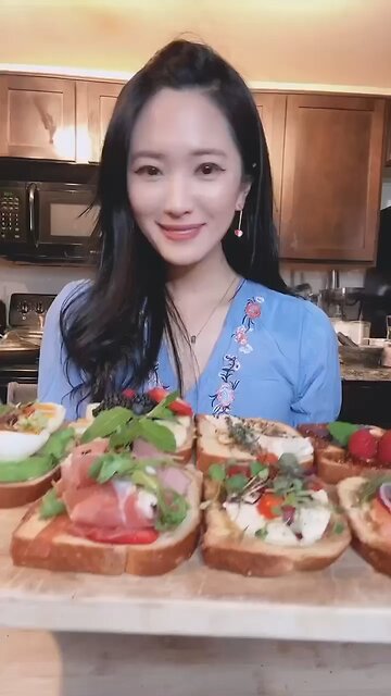 7 Bread Topping Ideas