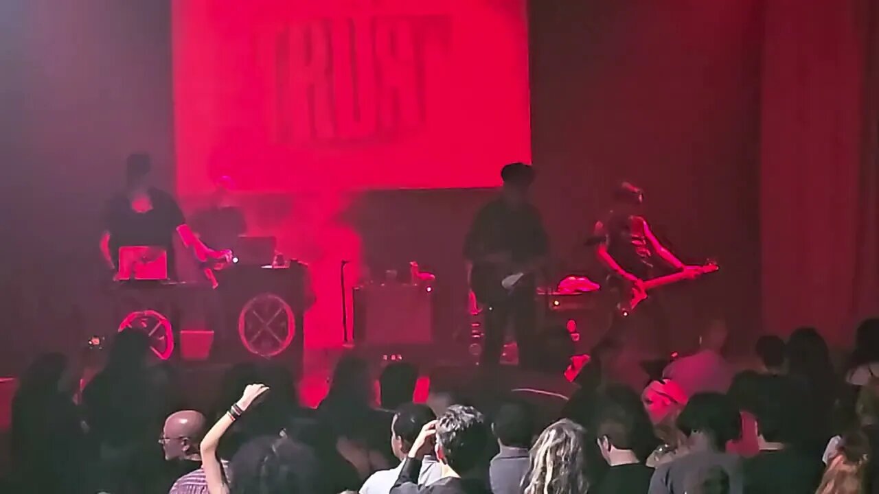 Clan of Xymox in Houston song In Love We Trust (Live At The Castle Party)