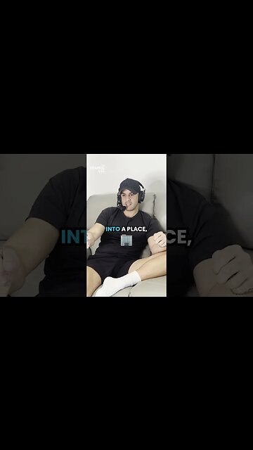 Knowing when to let go… it’s tough 😅 #shorts #newpodcasts #podcastclips #lettinggo