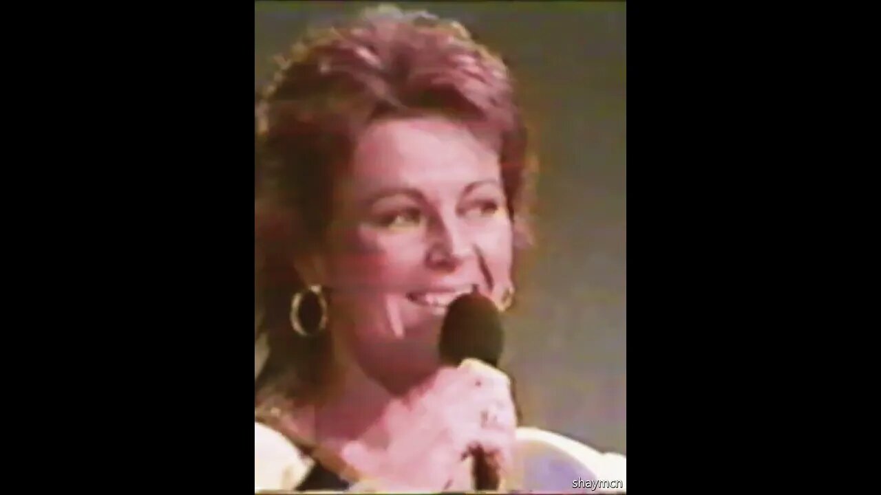 #ABBA #Frida #swinging in a hammock #gunga i en hammock 2