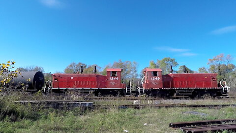 OSR 1244 & OSR 1249 Locomotives Ontario Southland Railway East & West In Woodstock