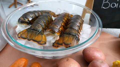 SEAFOOD BOIL