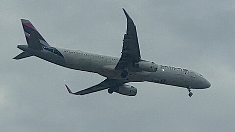 Airbus A321 PT-MXO coming from Guarulhos to Fortaleza