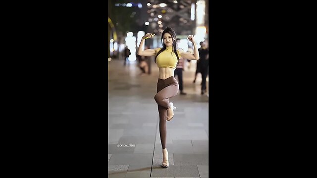 beautiful girl chinese street fashion style #chinesefashion #mejoresstreetfashion #shorts