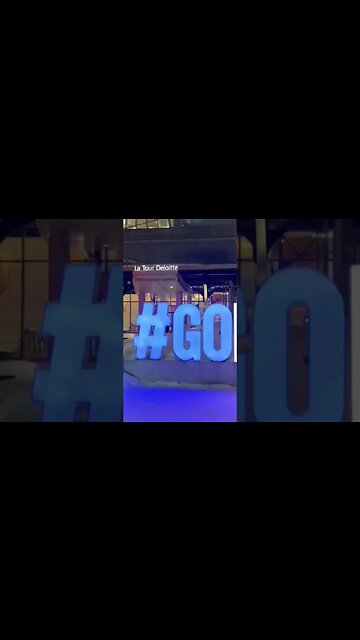 Unrecognizable Centre Bell