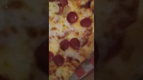 Best Pizza hands down #food #shorts #yummyfood #yummy #funny #foodie #foodblogger #asmr #asmrsounds