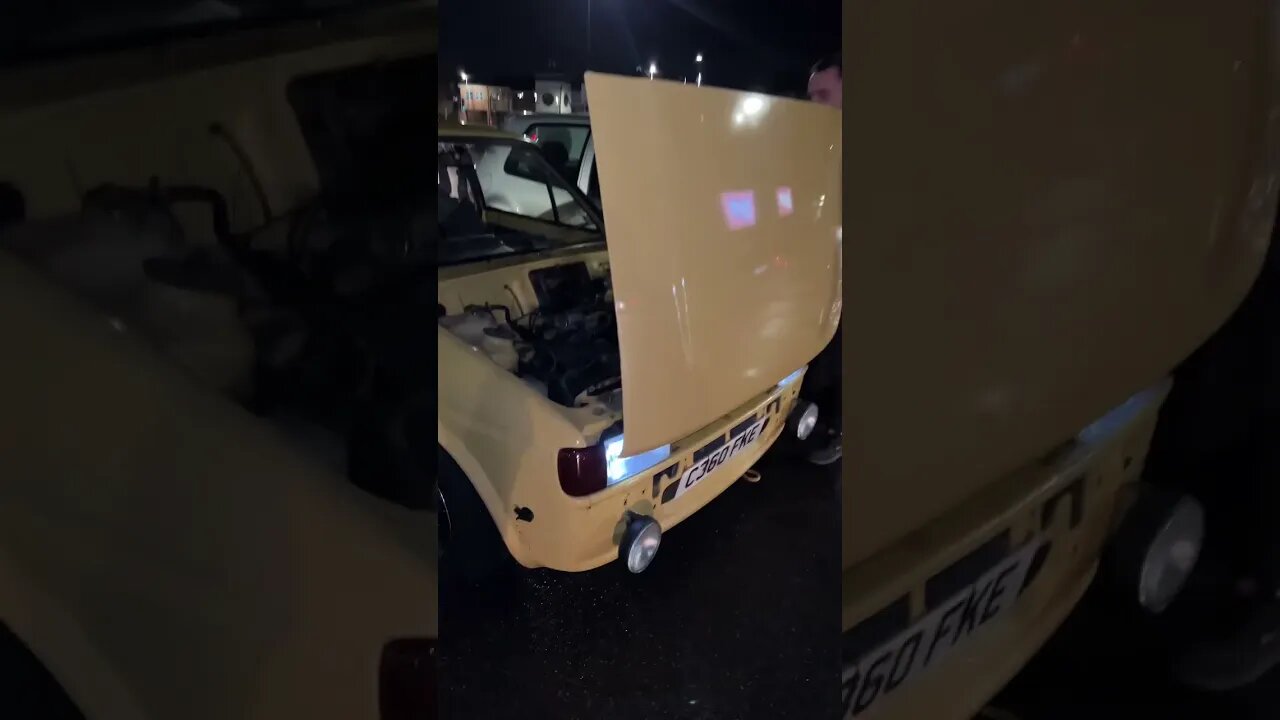 Under bonnet of 1980 ford