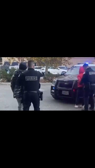 Finally! Cops Bust Thugs Stealing $4,000 Worth Of Swag From A Lululemon In California