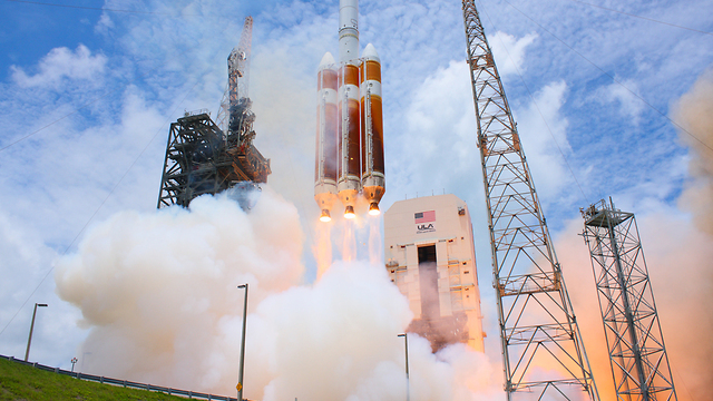 SpaceFlight Insider launch highlights ULA Delta IV Heavy with NROL 37