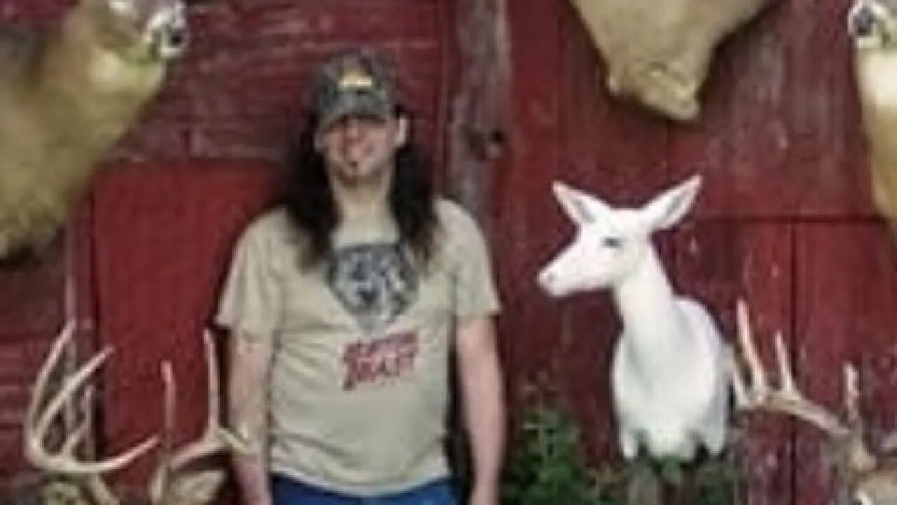 The story of Dan Infalt's albino doe