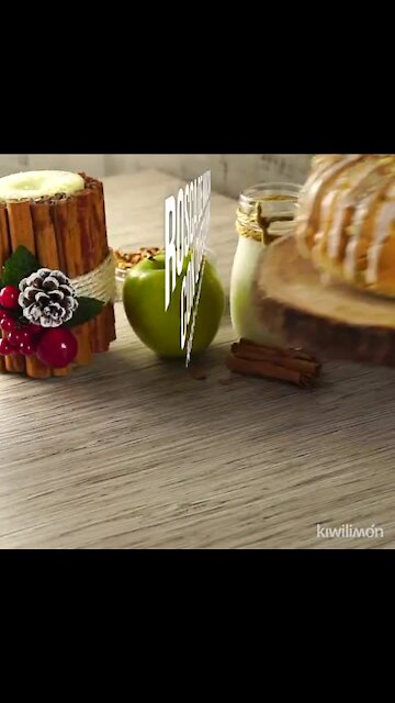 Apple Thread with Cream Cheese