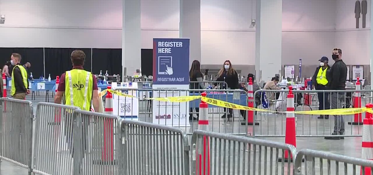 Look inside Las Vegas Convention Center vaccine clinic