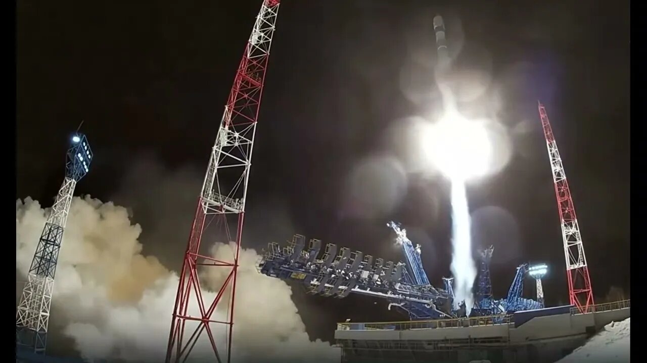 Soyuz-2.1v carrier rocket delivers military satellite to orbit (Пуск ракеты-носителя «Союз-2.1в»)