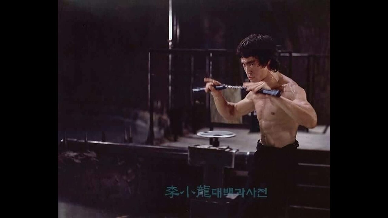 Cross kick Studio Films Bruce Lee Enter the Dragon