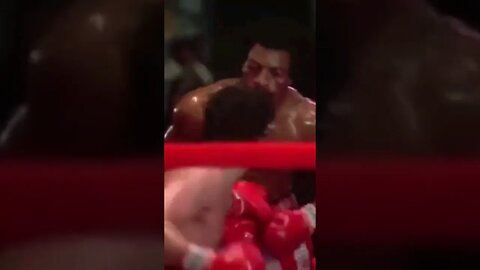 QUEM VENCEU A PRIMEIRA LUTA ENTRE ROCKY BALBOA E APOLO CREED?