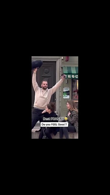 I SWEAR the Guy didn't KNOW !