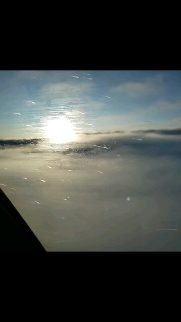 Flying Over Cloudtops in a Boeing 777