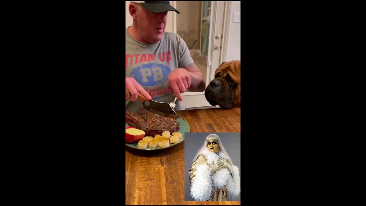 WRESTLER GOLDDUST EATS AND TONGUES HIS DOG 🐕 FOR HIS BIRTHDAY #surrealmookie #golddust #dog #viral