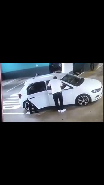 Woman shot in the neck at the Pearls Mall parking lot in uMhlanga