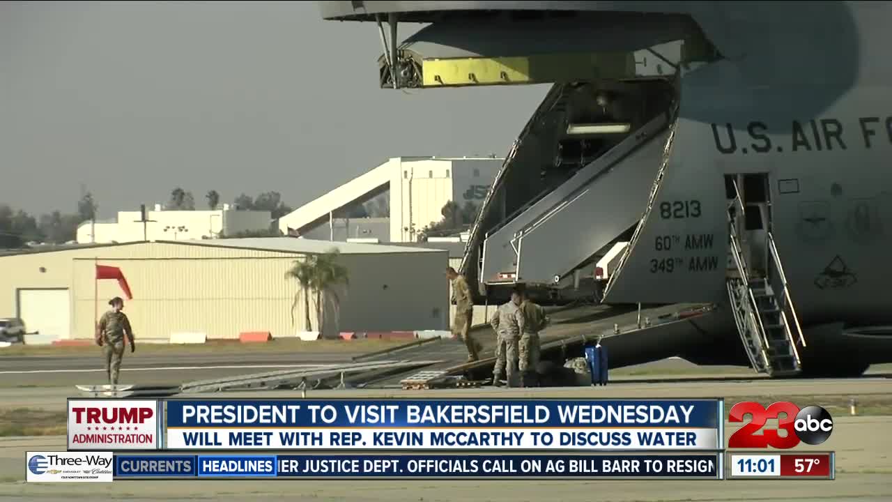 Air force plane lands at Meadows Field Airport