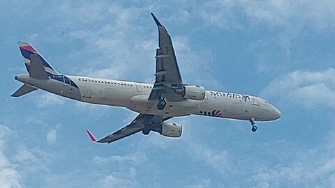 Airbus A321 PT-MXI coming from Manaus to Fortaleza