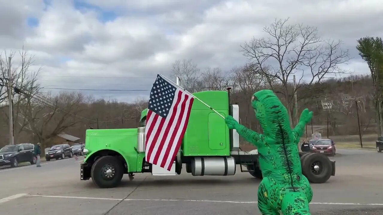 The People’s Convoy rolling out