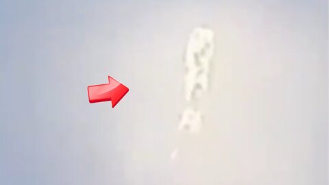 Very bright bar-shaped object was seen over a residential area [Space]