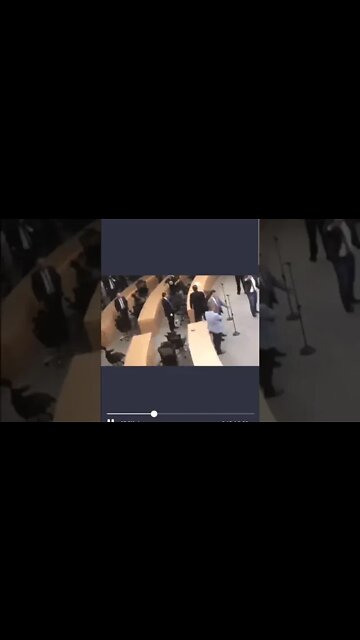 BRAZIL 🇧🇷 Ring the alarm! Farmers are reportedly storming the Legislative Assembly following a tax