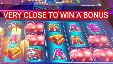 PLAYED DIFFERENT SLOTS AND VERY CLOSE TO WIN A BONUS * SPIRIT MOUNTAIN CASINO, OREGON