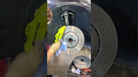 MERCEDES BENZ AMG BREAK DISKS REPLACEMENT