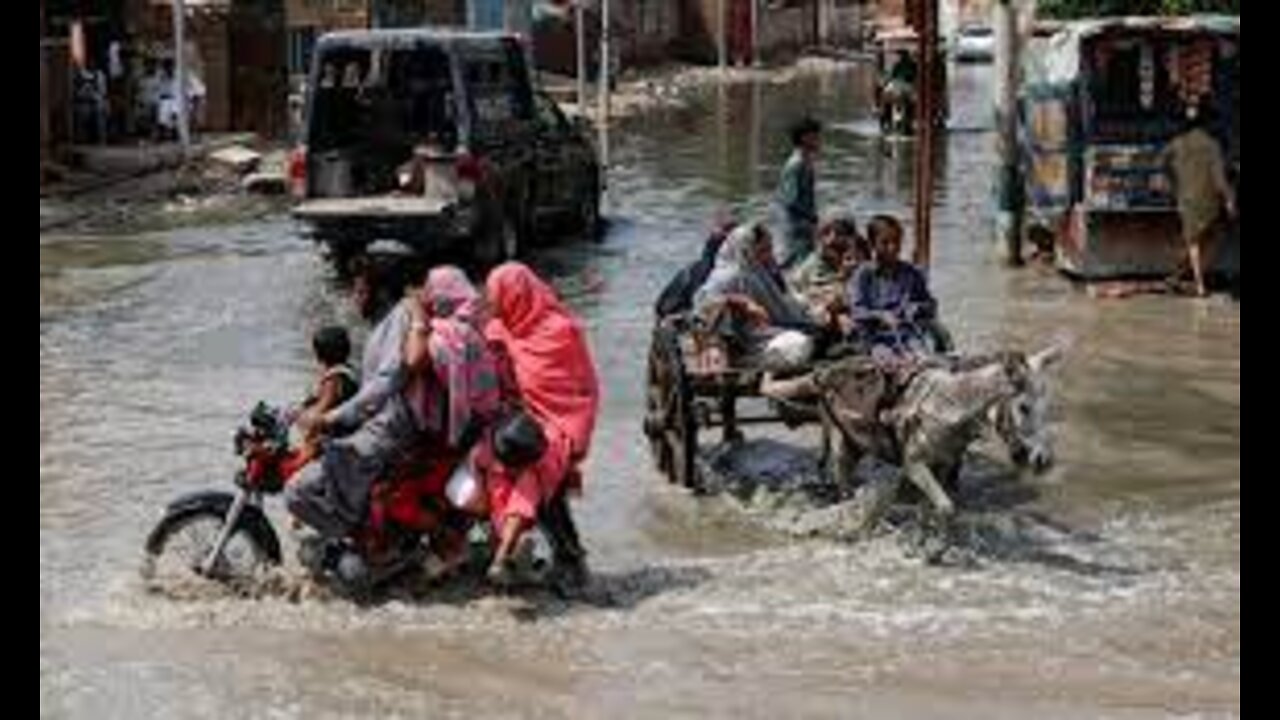 Will Pakistan's deadly floods leave economic recovery sinking