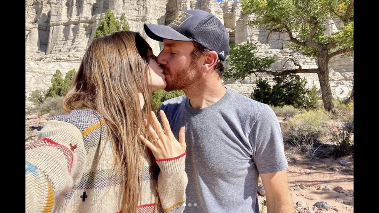 Lily Collins and Charlie McDowell have gotten engaged!