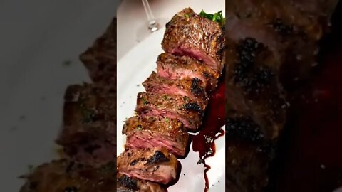 Medium rare | @favo.ritefood on IG 🥩💣🇺🇸 #shorts