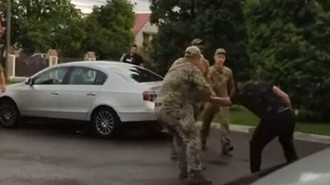 A Ukrainian Marder Driver "Voluntarily" Joins the Force