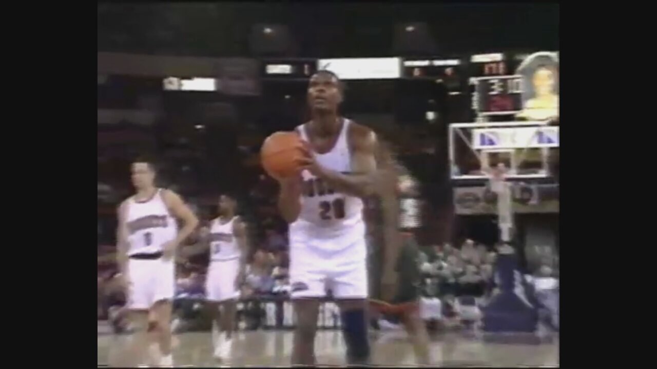 LaPhonso Ellis 23 Points 4 Ast Vs. Sonics, 1996-97.