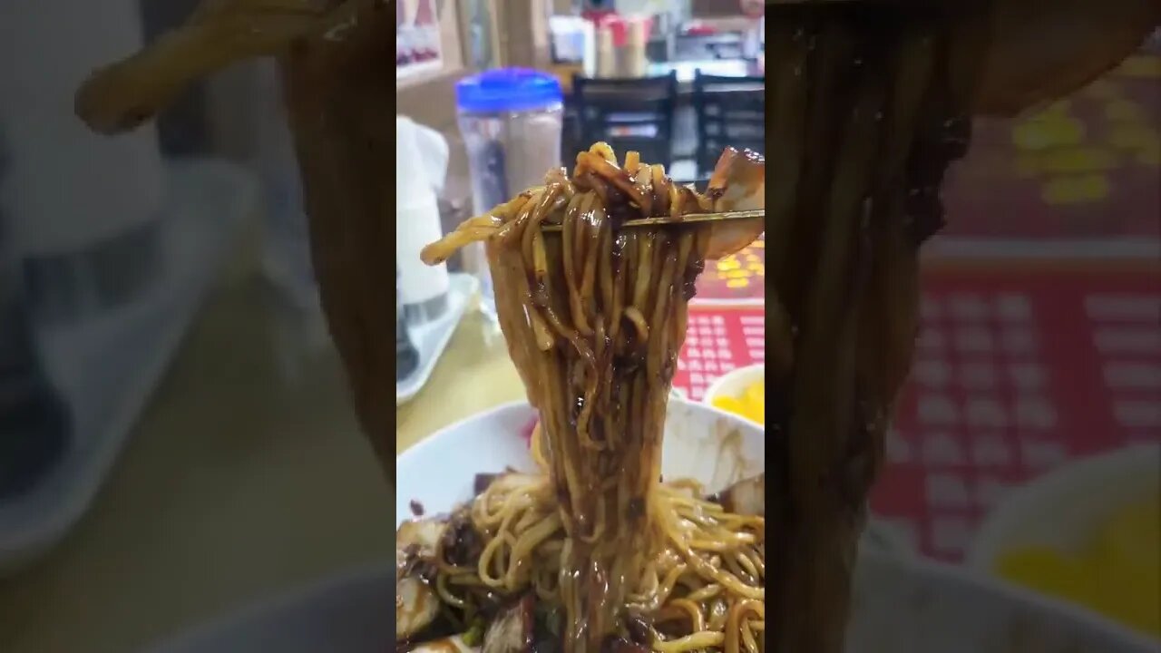 #food #cook #cooking Dry black bean sauce noodle (Gan jja-jang)