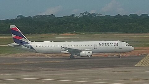 Airbus A321 PT-MXC landing in Manaus coming from Guarulhos