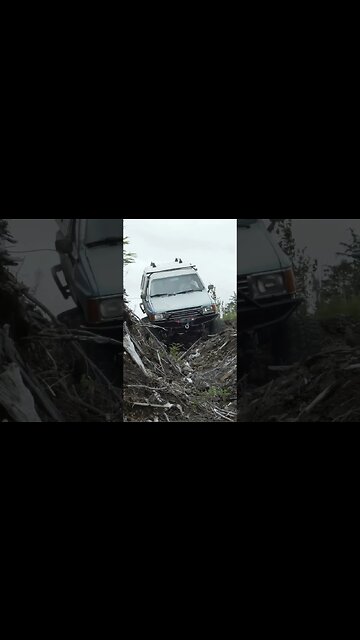 wheelin’s what we do. #classictoyota #overland #toyota #toyotafreaks #wheelin #yotamafia #yotagang