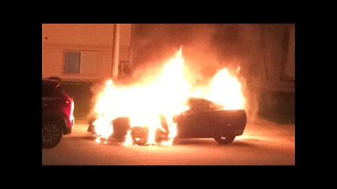 TR has car fired, and victims are attacked