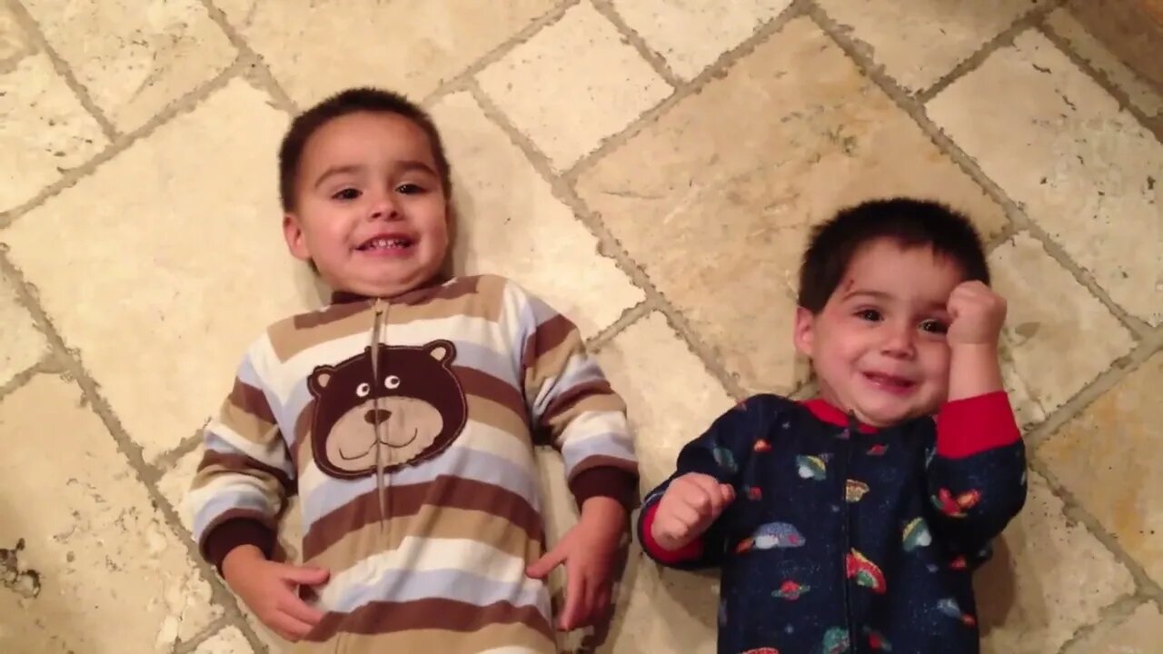 Little Boys Growling At Their Dad Is Hilarious!