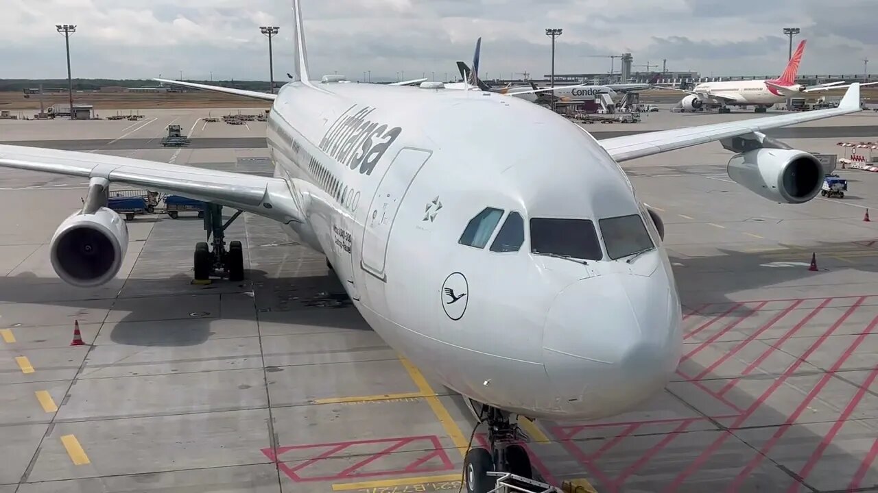 Lufthansa A340-300 (Frankfurt)